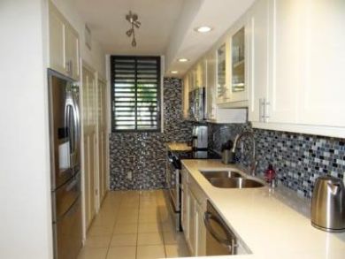 Fully Equipped Kitchen with Stainless Steel Appliances